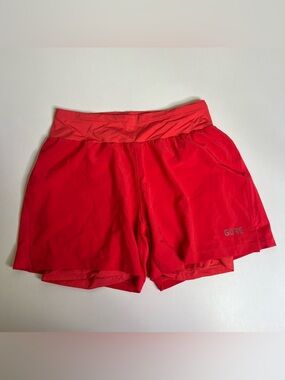 Gorewear R5 Women 2in1 Athletic Shorts Red - Size Medium
